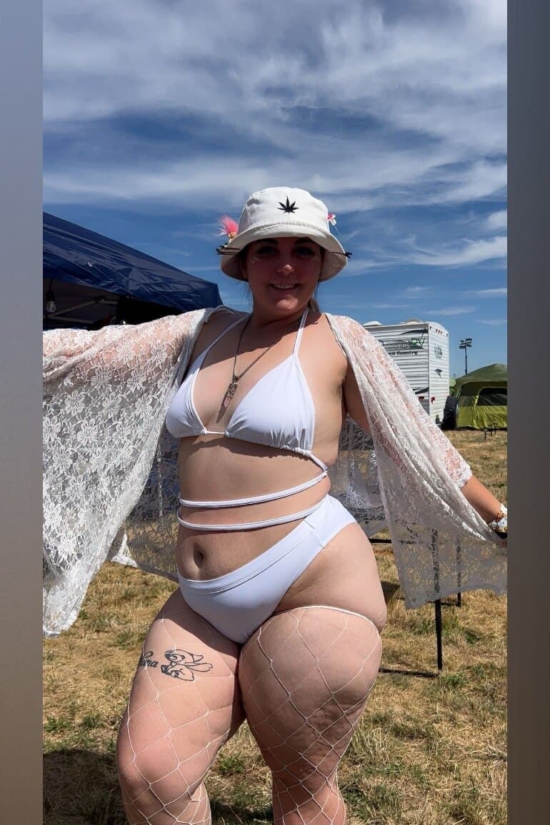 B